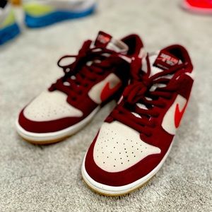 Nike Dunk SB skate like a girl